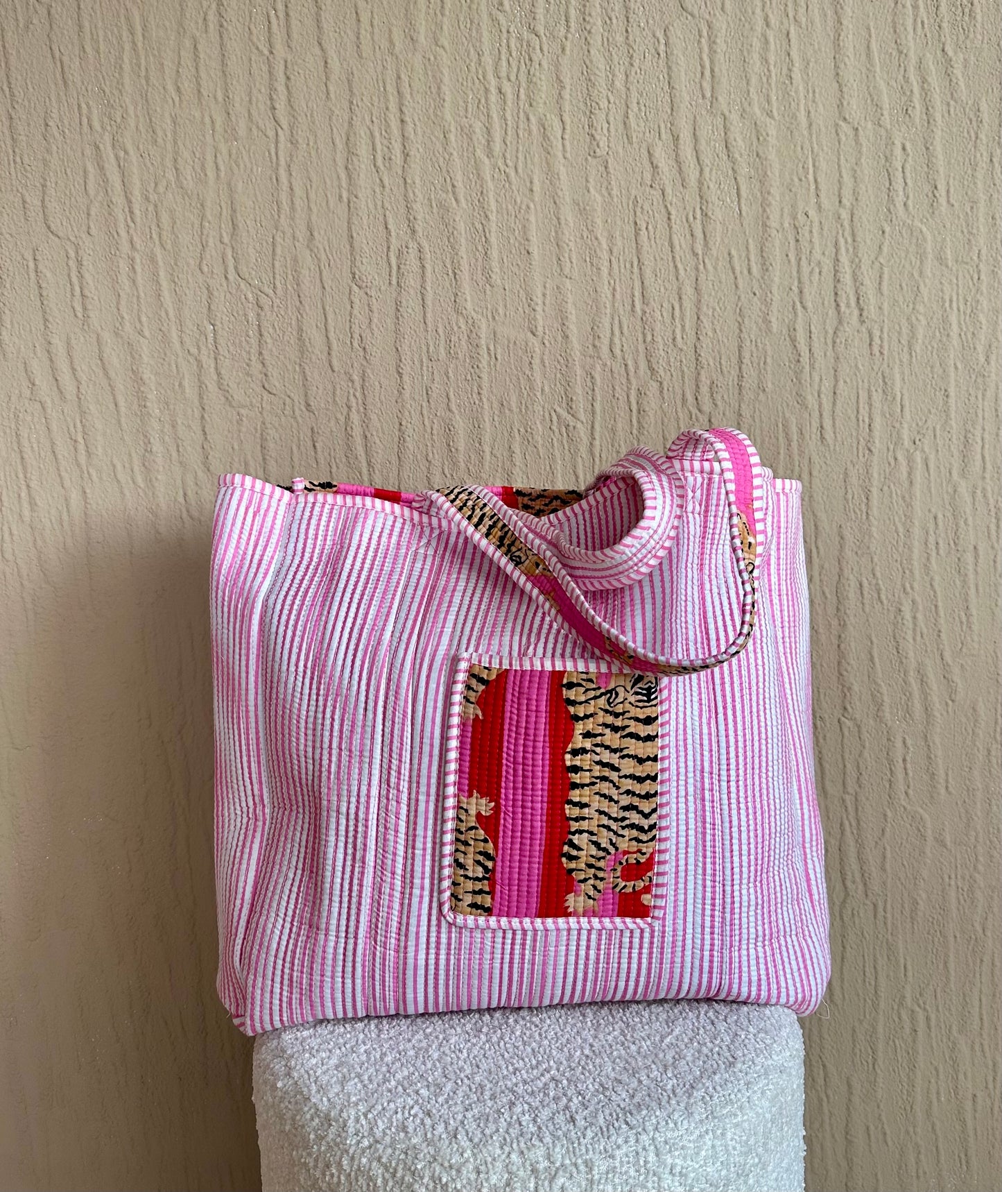 Tote bag