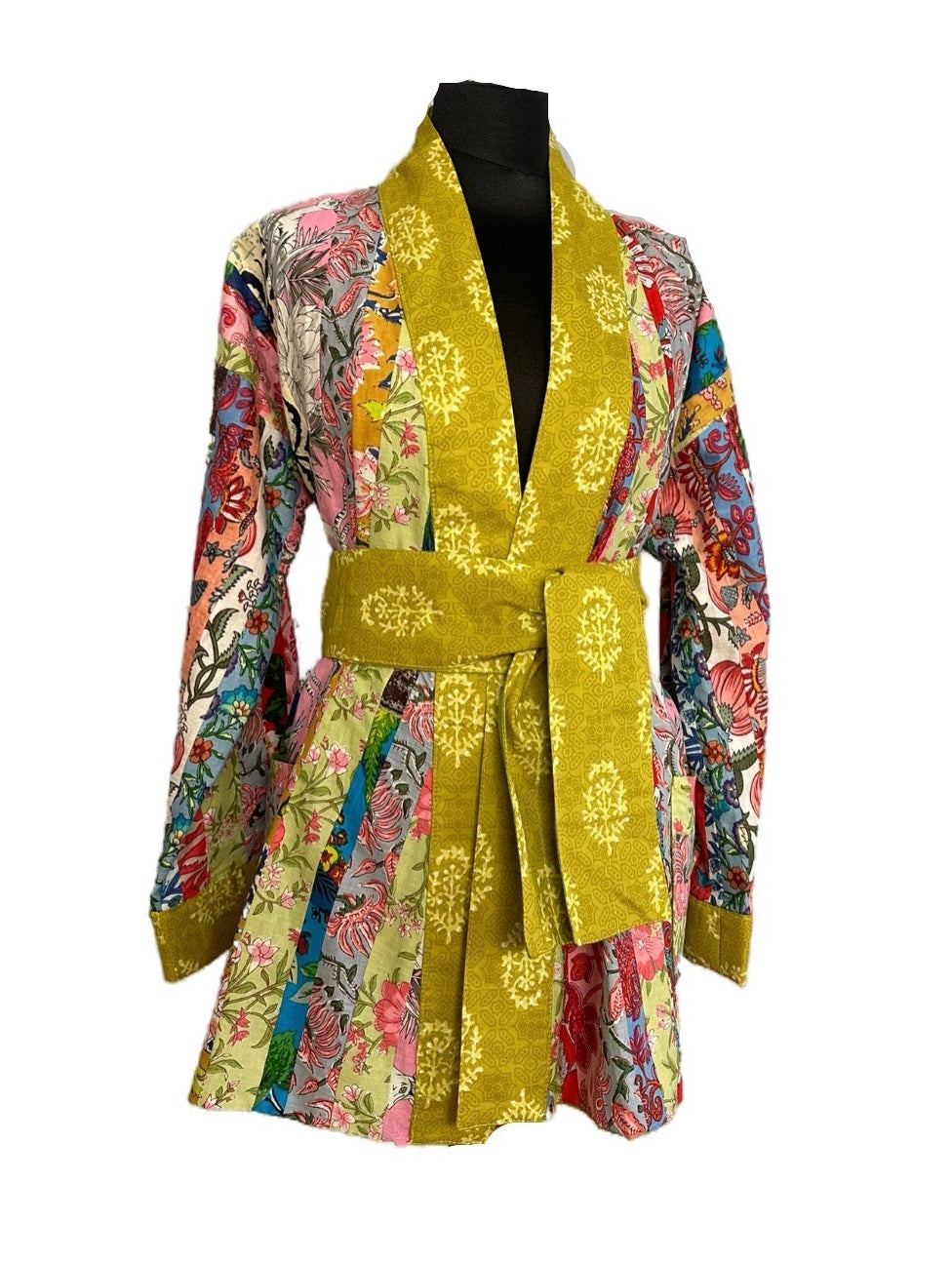 Kimono Jacke mit gürtel von vorne
