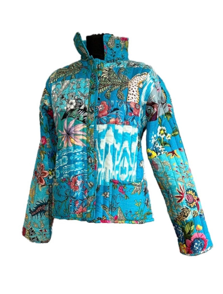 Steppjacke Blau von vorne